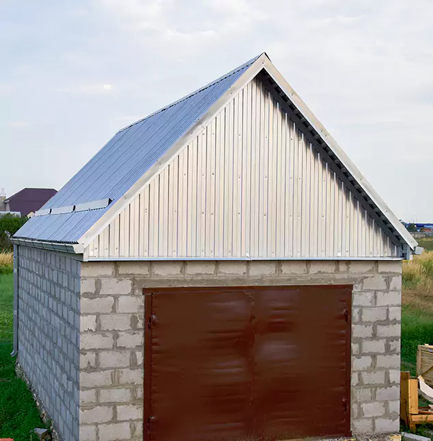 Trusted Garage Roof Repair Company: Keeping Streamwood, IL Properties Sealed and Secure