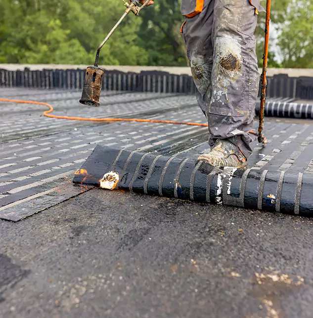 Trusted Membrane Leak Repair: Sealing Streamwood's Flat Roofs Against Water Intrusion