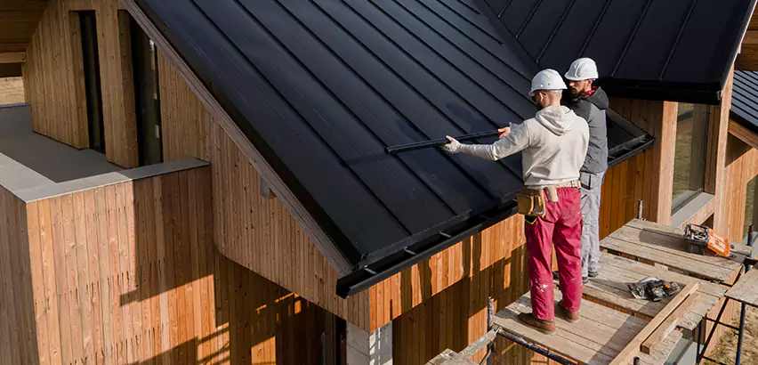 Professional Soffit Repair Services in Streamwood, IL