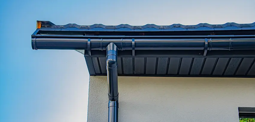 Professional Soffits and Fascia Replacement Services in Streamwood, IL