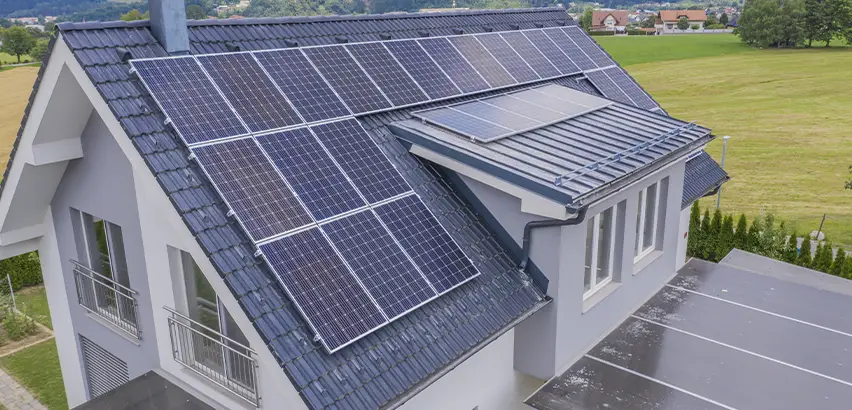 Residential Solar Roof Installation in Streamwood