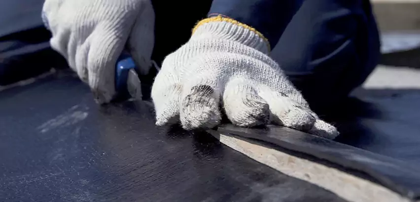 Rubber Roof Seam Repair in Streamwood