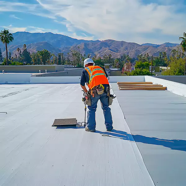 Why Streamwood Roofing Pro Is the Flat Roofing Choice in Streamwood, IL?