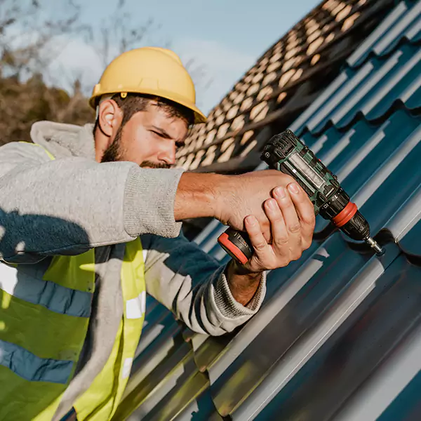 Why Streamwood Property Owners Choose Streamwood Roofing Pro for Metal Roof Replacement?