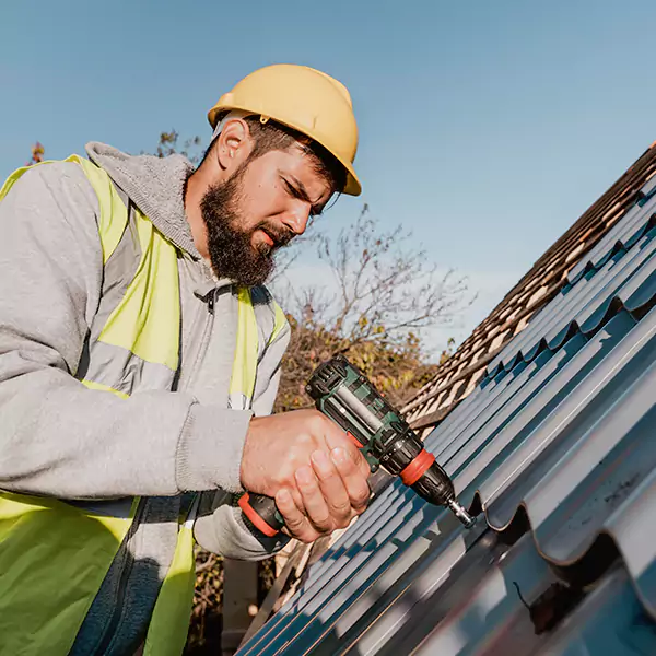 Why Streamwood, IL Property Owners Choose Streamwood Roofing Pro for Roof Restoration?